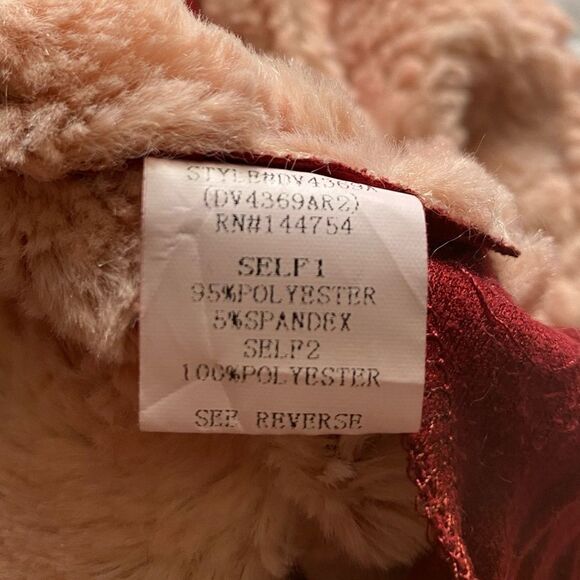 Davi & Dani Faux Fur Vest Pink Burgundy Open Front Womens Size Large - Picture 7 of 7